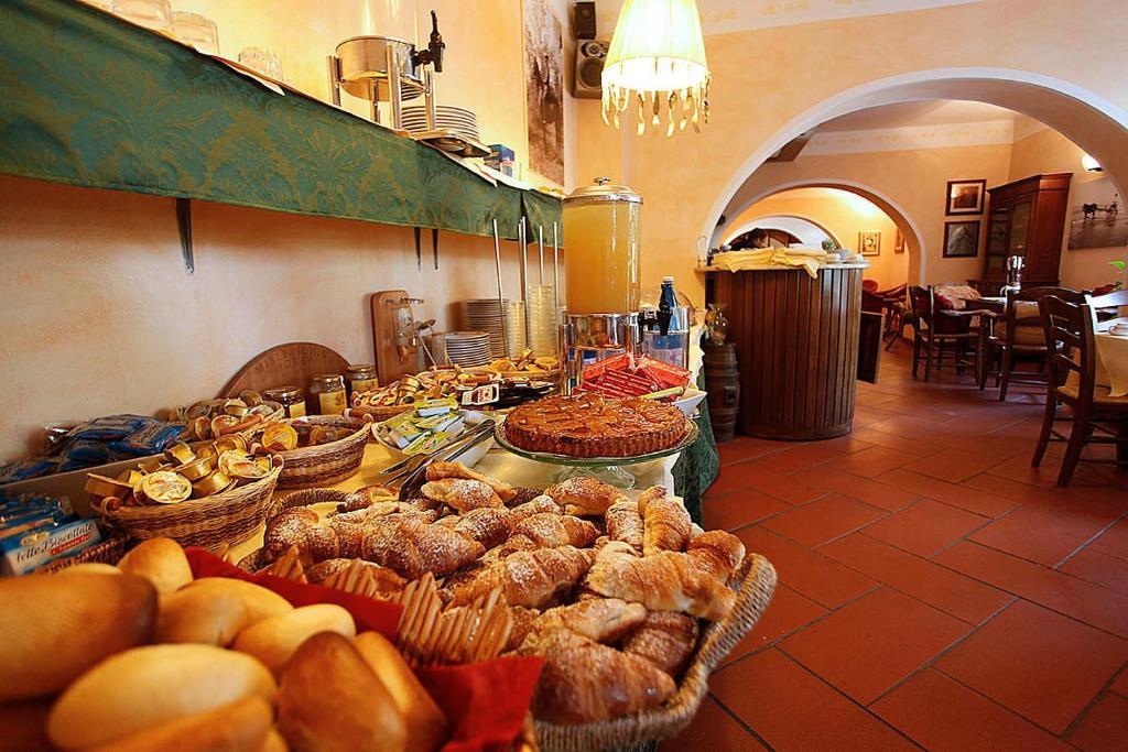 Hotel Bambolo Castagneto Carducci Extérieur photo