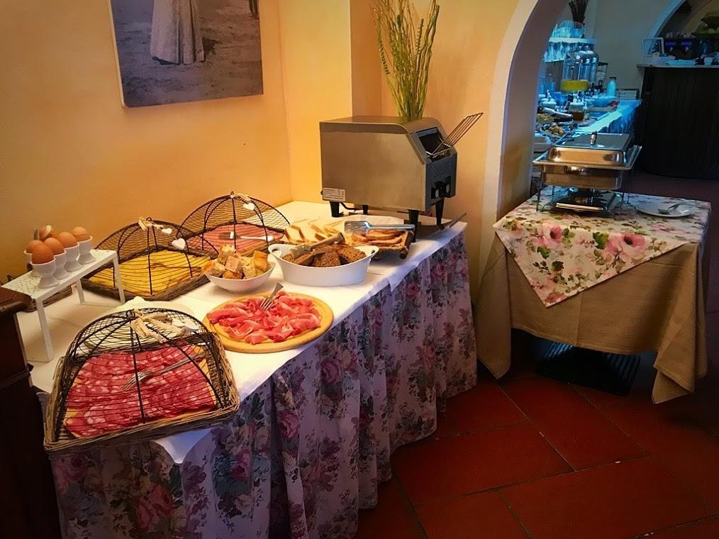 Hotel Bambolo Castagneto Carducci Extérieur photo